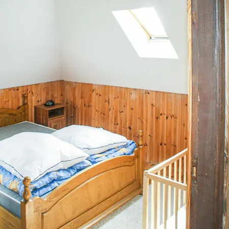 Сasa de vacaciones 3 Bedroom Amazing In Grzybowo (West Pomeranian)